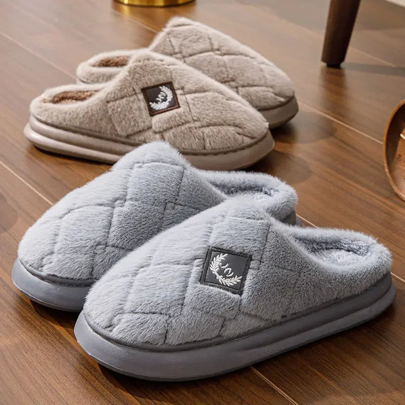 Pluche Slippers – Zachte & Comfortabele Slides voor Thuis en Vrije Tijd