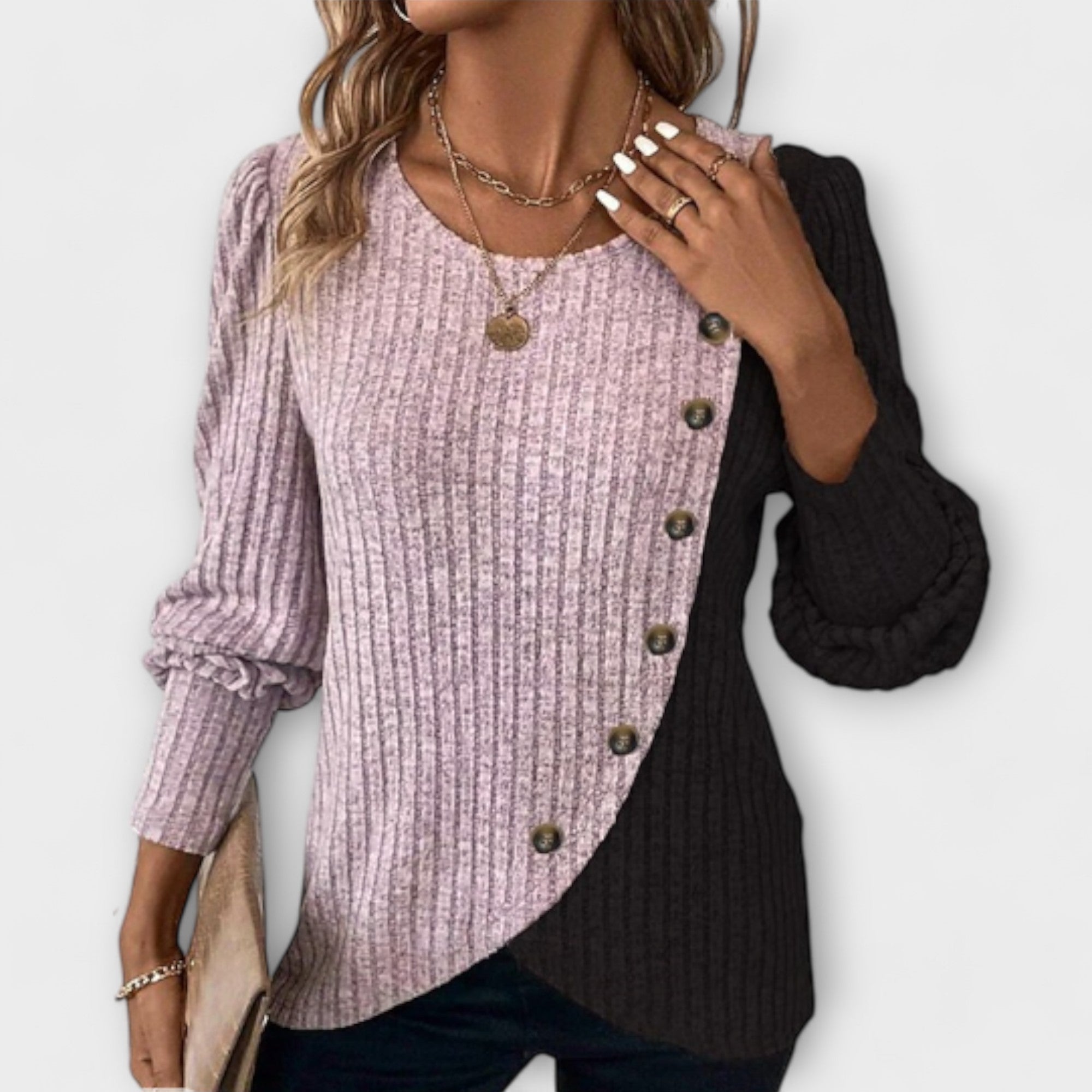 Gebreide Blouse met Knoopdetails – Comfortabel, Elegant & Tijdloos