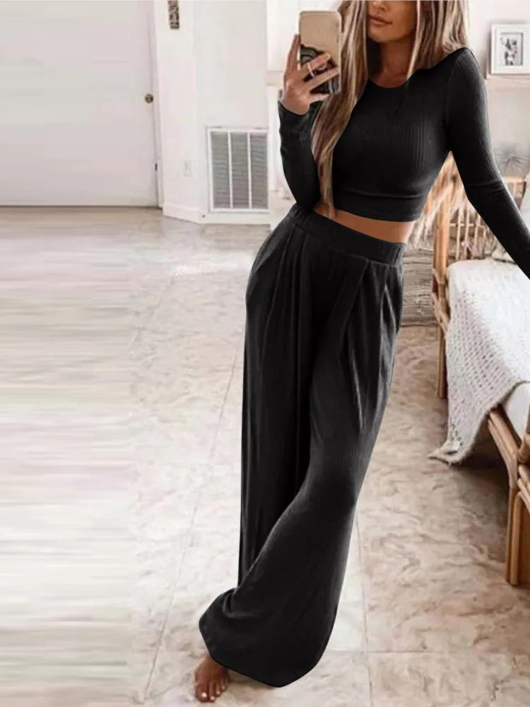Gebreide Loungewear Set – Lange Mouw Crop Top met Wijde Broek