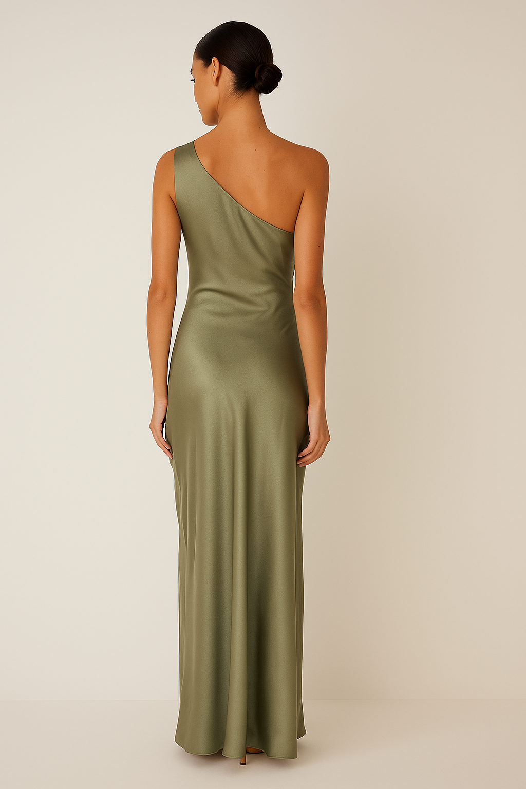 Elegante One-Shoulder Maxi Jurk met Satijn Glans en Hoge Split – Getailleerde Avondjurk