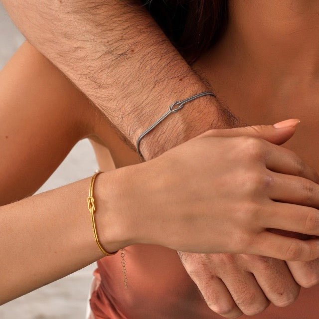 Elegante Liefdesknoop Armband – Symbool van Verbondenheid & Betekenisvol Cadeau voor Haar