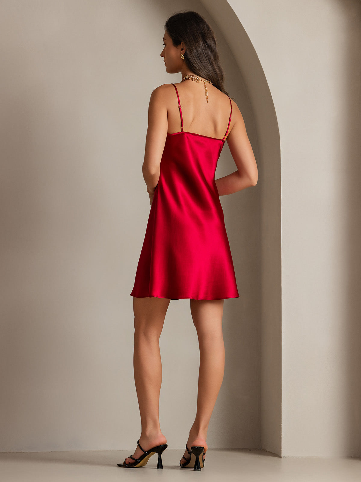 Luxe Zijde Slipjurk – Effen Kleur Elegante Nachtkleding & Loungewear voor Dames
