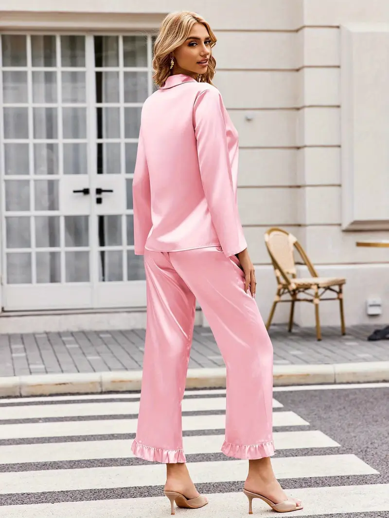 Zachte Satijnen Dames Pyjama Set – 2-Delige Loungewear met Lange Mouwen & Knoopsluiting