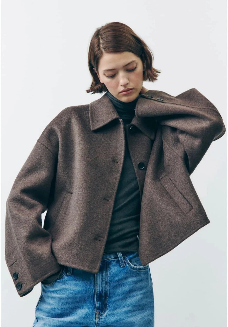 Dikke Mantel in Grote Maten – Warm, Comfortabel & Oversized Stijl