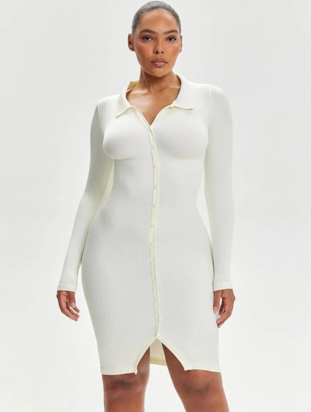 Shapewear Jurk met Kraag en Knoopdetails