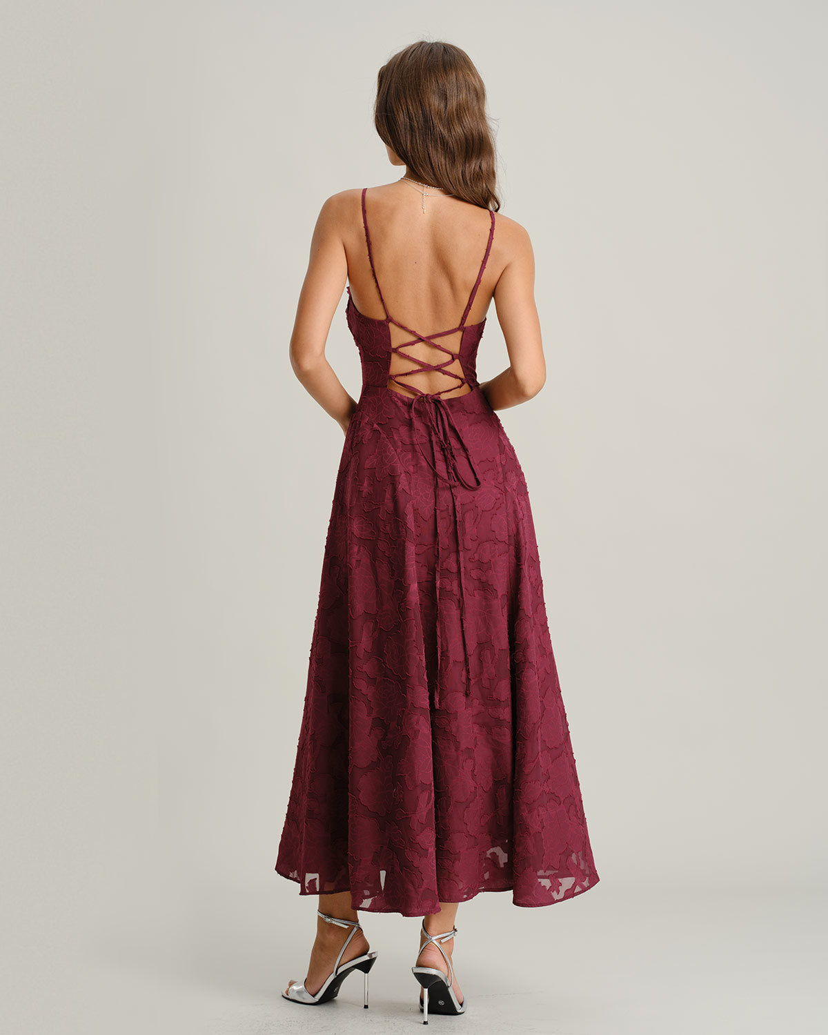 Formele A-Lijn Slipjurk met Vierkante Hals, Kruisrug & Gerimpeld Jacquard Detail – Speciale Gelegenheid